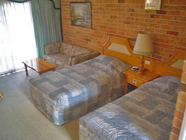 קונאבאראבן Coachmans Rest Motor Lodge חדר תמונה