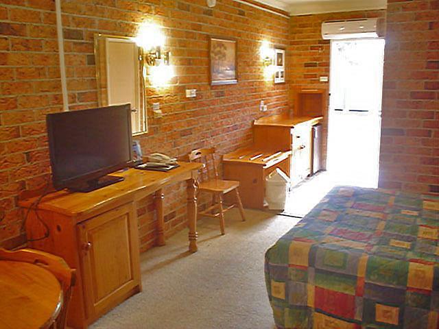 קונאבאראבן Coachmans Rest Motor Lodge חדר תמונה