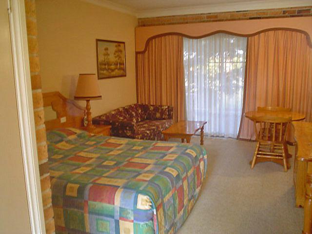 קונאבאראבן Coachmans Rest Motor Lodge חדר תמונה